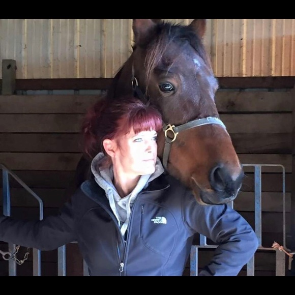 Meet your Posher, Danylle - Picture 1 of 1